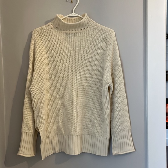 Topshop knit white turtleneck Size 2 - Picture 2 of 2